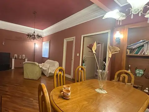 Depto Tipo Casa en Venta de 4 dormitorios