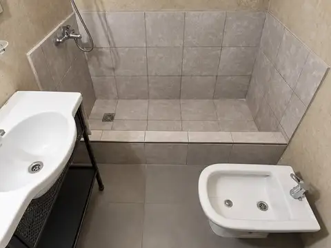 Depto Tipo Casa 2 ambientes con 1 baño