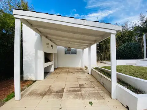 Casa en Alquiler en La Barra, USD 1.500
