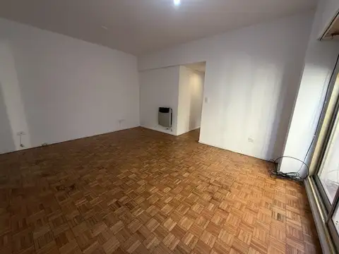 San Martín 400, Piso 6