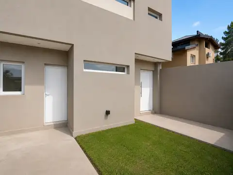 Casa en Venta al Este