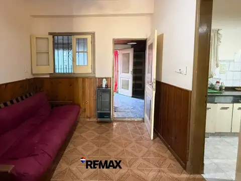 Casa 3 ambientes con 1 baño