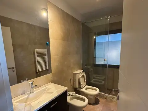 CASA EN VENTA, CHACRAS DE LA RESERAVA