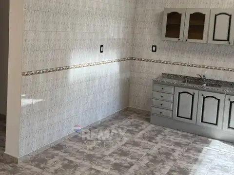 Depto Tipo Casa en Venta con 1 cocheras