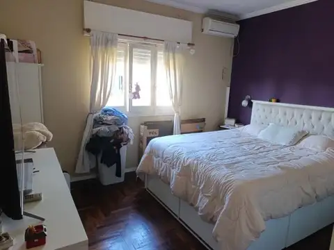 Casa en Alquiler con 1 cochera