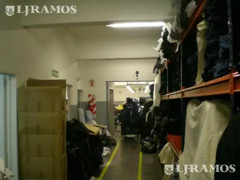 Galpon en Venta 8  mts Frente