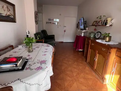 Bacacay 2400, Piso PB