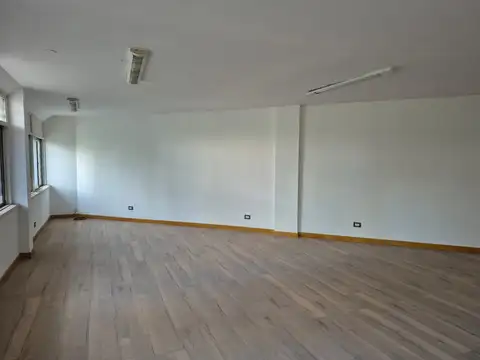 Oficina en Venta en Neuquen, USD 180.000