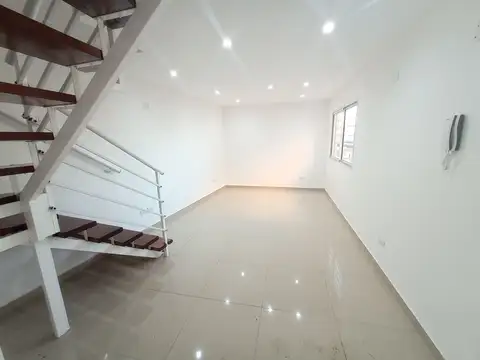 Departamento en Alquiler en Quilmes Oeste, $ 850.000