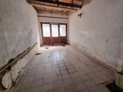 Calle 602 Nº 558 entre 6 y 6 bis