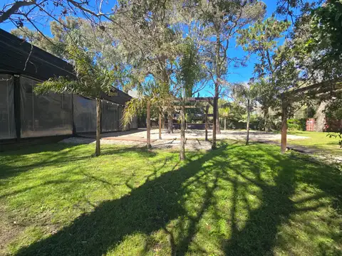 Local en Venta en Santa Teresita, USD 650.000