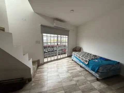 Depto Tipo Casa en Alquiler en General Pacheco, $ 700.000