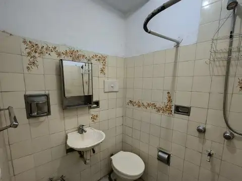 Emilio Mitre 400, Piso 21