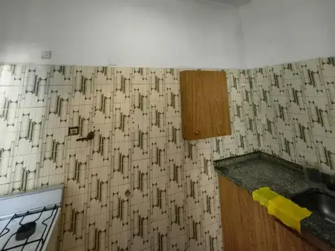 Departamento 2 ambientes, cocina separada - CABA