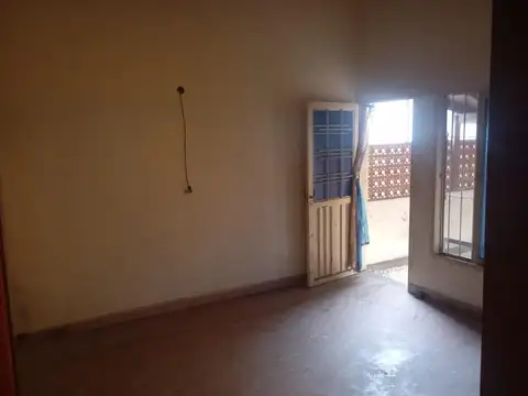 Depto Tipo Casa 4 ambientes con 1 baño