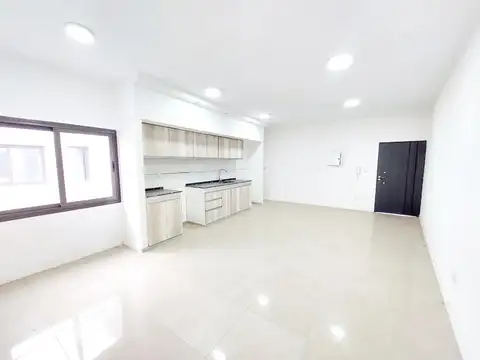 Departamento en Alquiler en Maipú, $ 700.000
