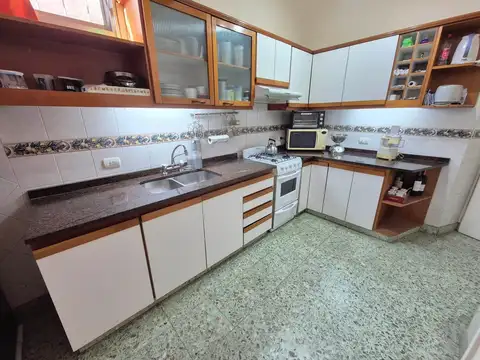 Depto Tipo Casa en Venta 52 años