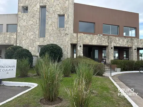 Terreno en Venta La Alameda al 600