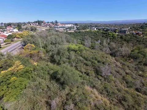 Terreno en Venta en Villa Parque Siquiman, USD 318.000