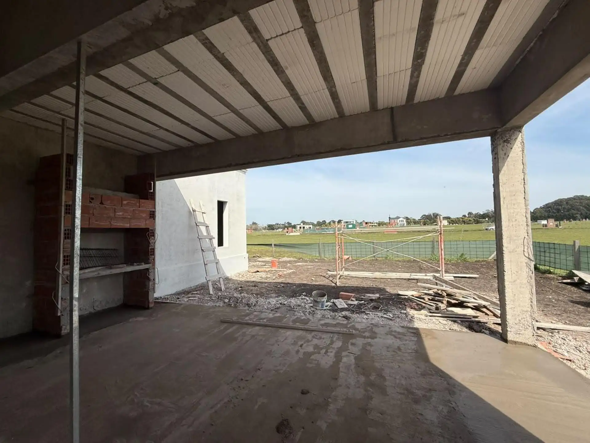 Casa estilo moderno en sector Pradera de Casonas del Haras
