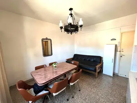 La Rioja 1900, Piso 2