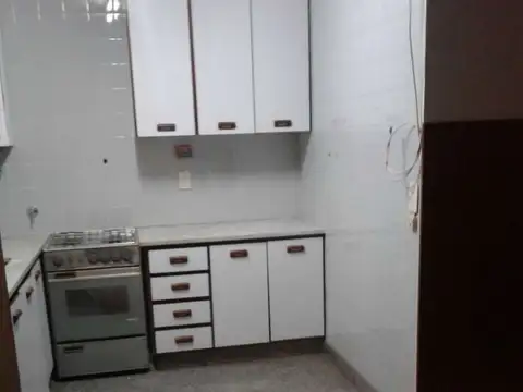 Departamento 4 ambientes con 2 baños