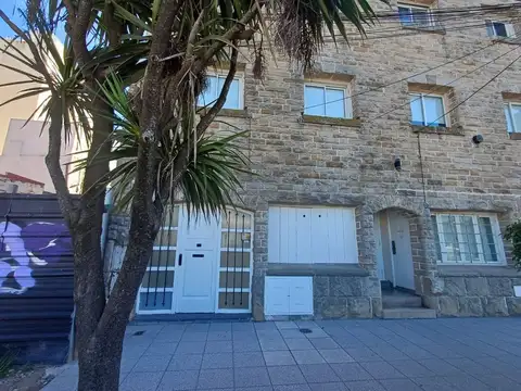 Venta Depto2amb, La Perla frente a la Plaza España