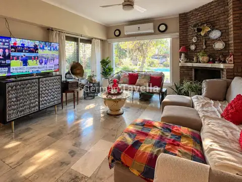 Casa en Venta en Barrio Parque Leloir, USD 470.000
