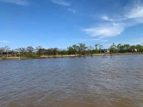 Lote en venta canal Honda