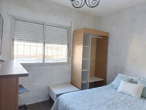 Casa 5 ambientes con 1 baño