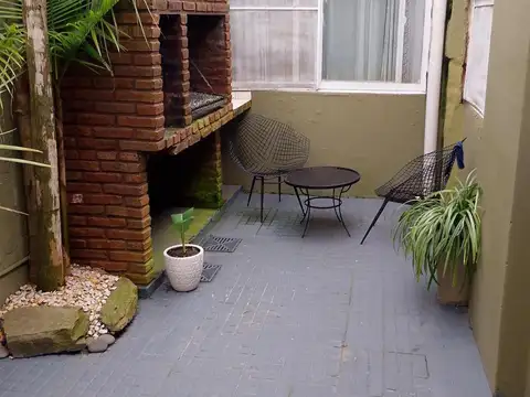 Casa en venta - 3 Dormitorios 1 Baño - Quilmes