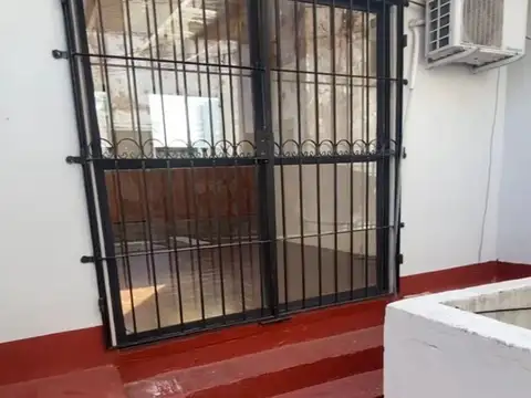 Depto Tipo Casa en Venta 60 años