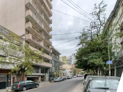 Oficina 2 ambientes con 1 baño