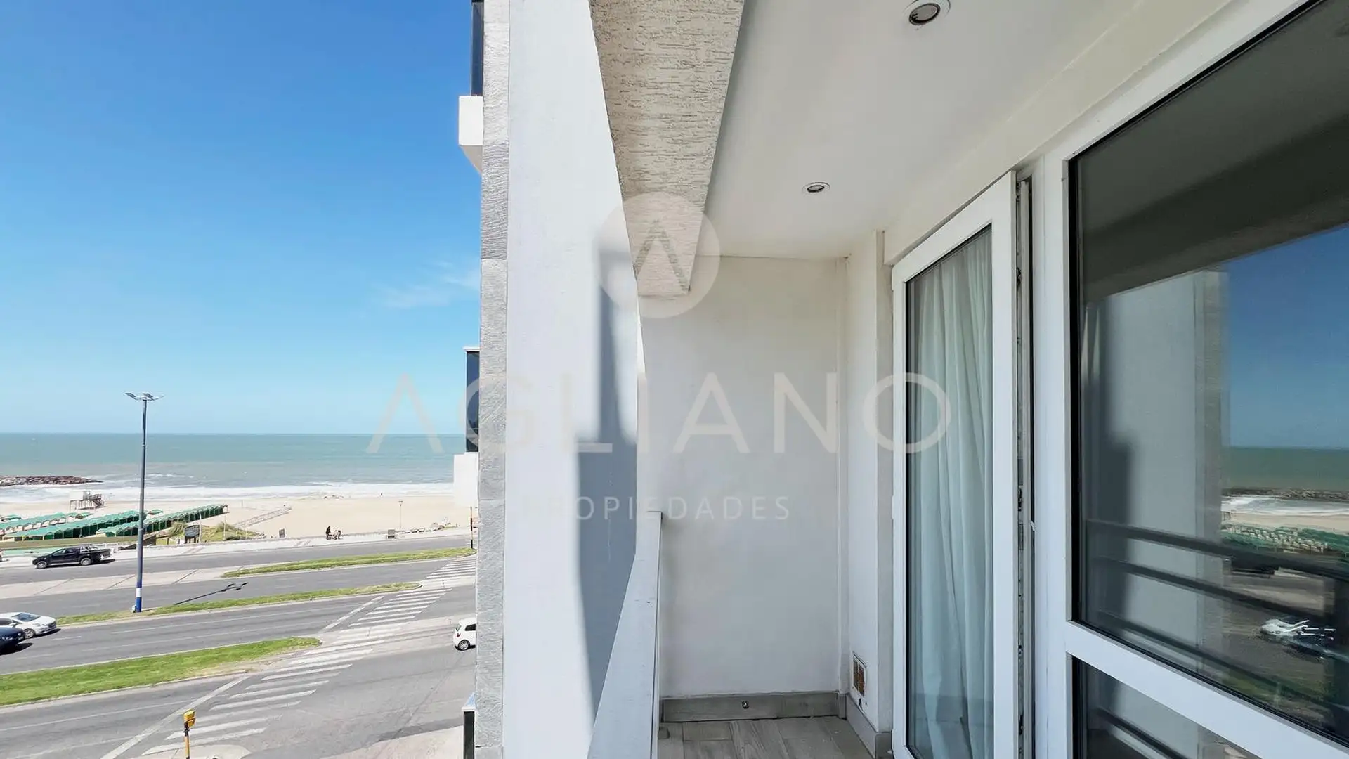 Venta Departamento 2 ambientes La Perla vista al mar