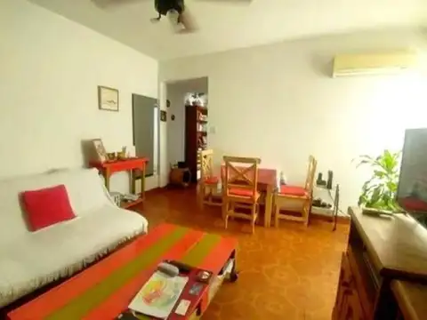 Impecable Departamento De 2 Ambientes Con Bajas Expensas En 