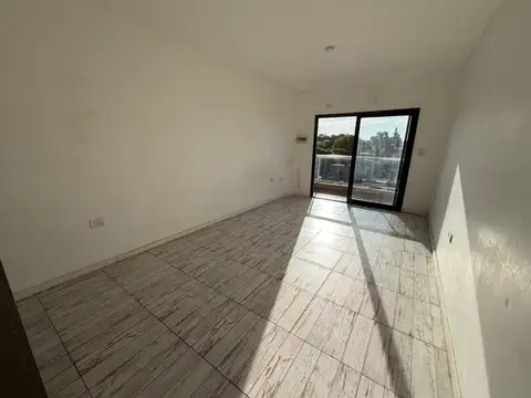 Departamento en Alquiler en Villa Maipu, $ 500.000