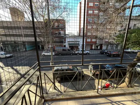 Depto Monoambiente Alquiler Almagro con balcon