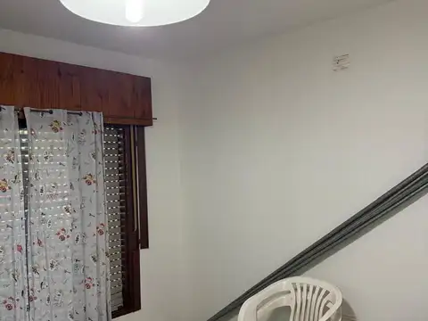Casa 4 Ambientes En Venta - La Reja, Moreno
