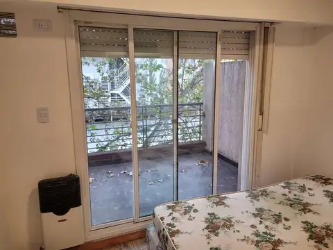 Acuña De Figueroa 1200, Piso 5