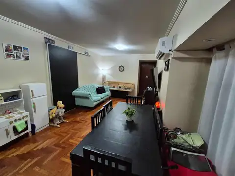 Departamento 3 / 4 ambientes en venta con balcón
