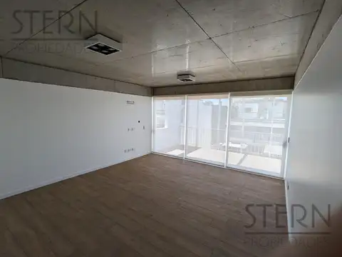 Espectacular 3 ambientes 85 M2 -Piso Alto al frente - Cochera - Expensas incluidas - Villa Crespo