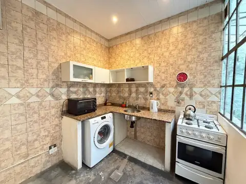 VENTA PH 3 AMBIENTES CON PATIO SIN EXPENSAS - BARRACAS