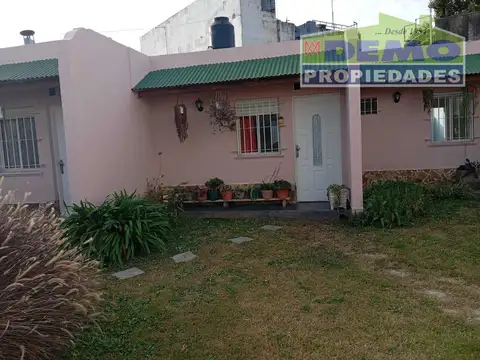 Av. Eva Duarte de Perón N° 1356 entre Hipólito Bouchard y El Callao