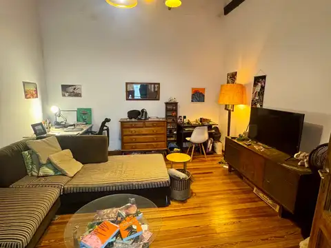 Depto Tipo Casa en Venta en Villa del Parque, USD 130.000