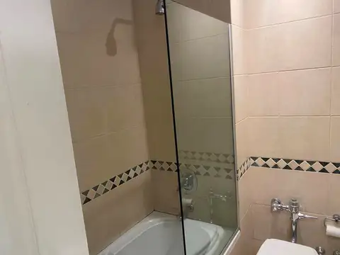 Departamento 7 ambientes con 4 baños