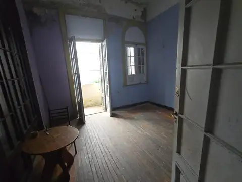 Depto Tipo Casa en Alquiler 80 años
