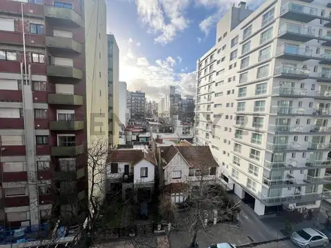 Alquiler monoambiente al frente 24 meses