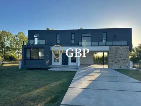 Casa en Venta en La Magdalena, USD 245.000