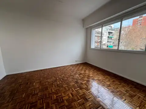 Aráoz 2400, Piso 4