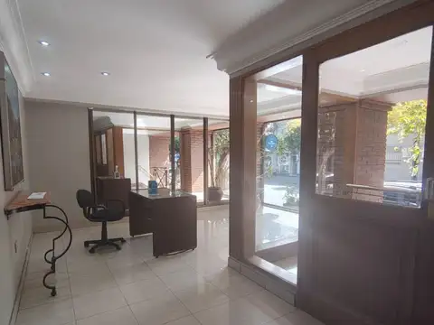 Depto Tipo Casa en Venta de 8 ambientes